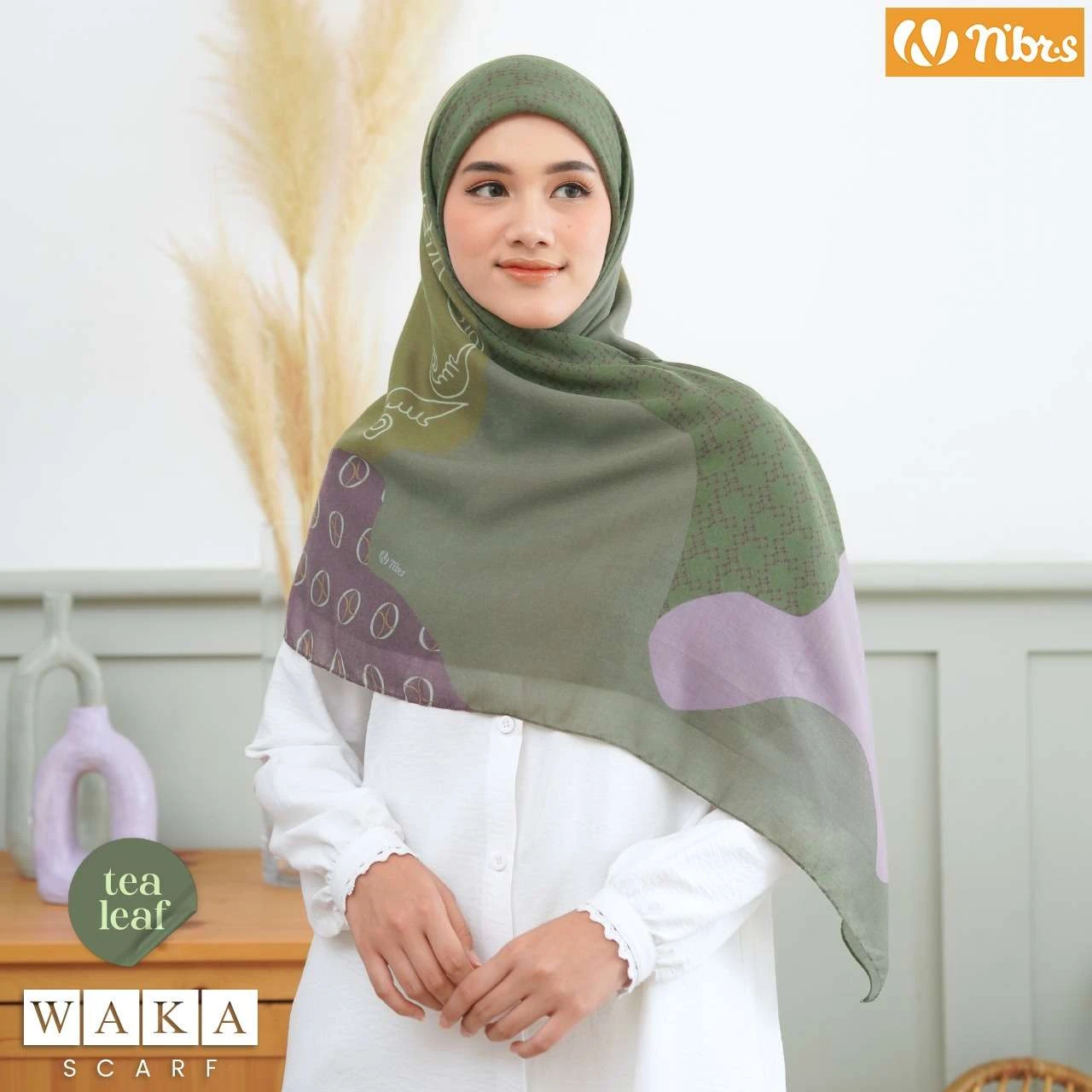 WAKA SCARF